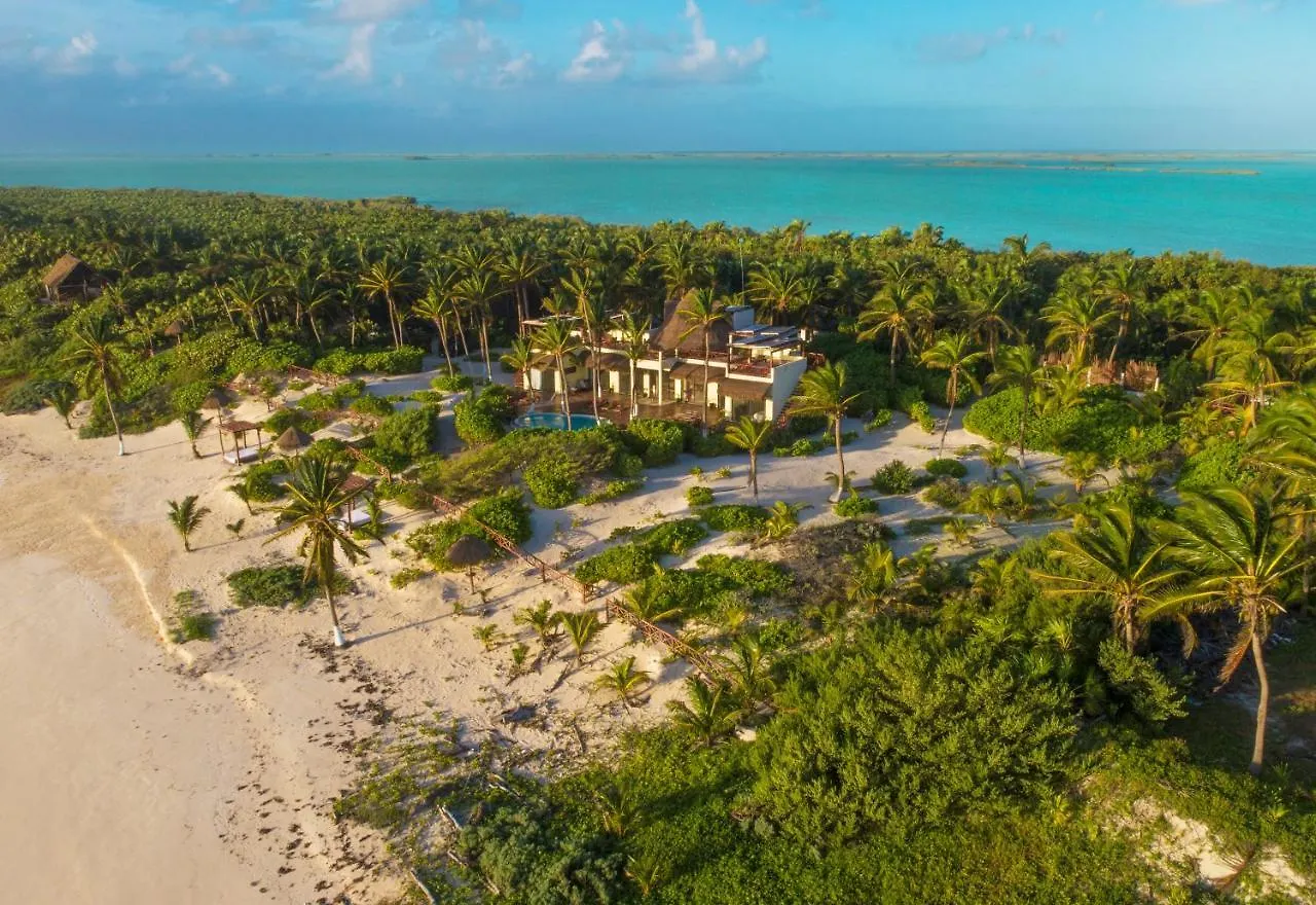 Beachfront Villa Playaaekun Tulum