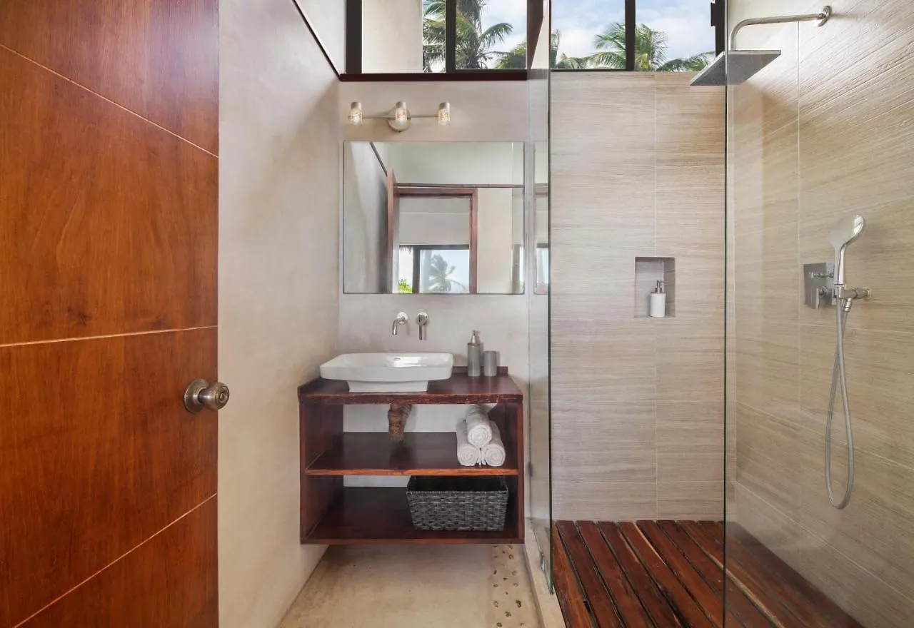 Beachfront Villa Playaaekun Tulum