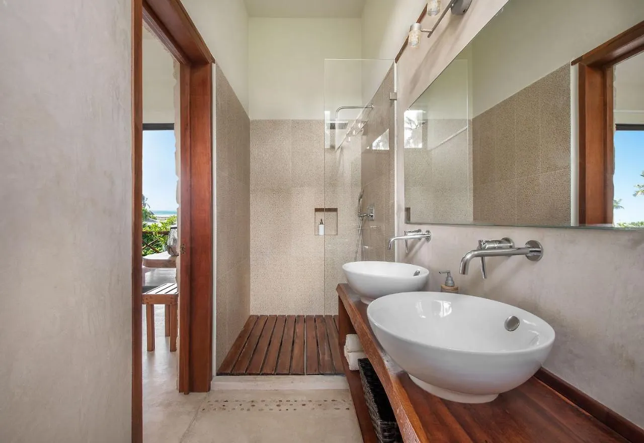 Beachfront Villa Playaaekun Tulum 0*,