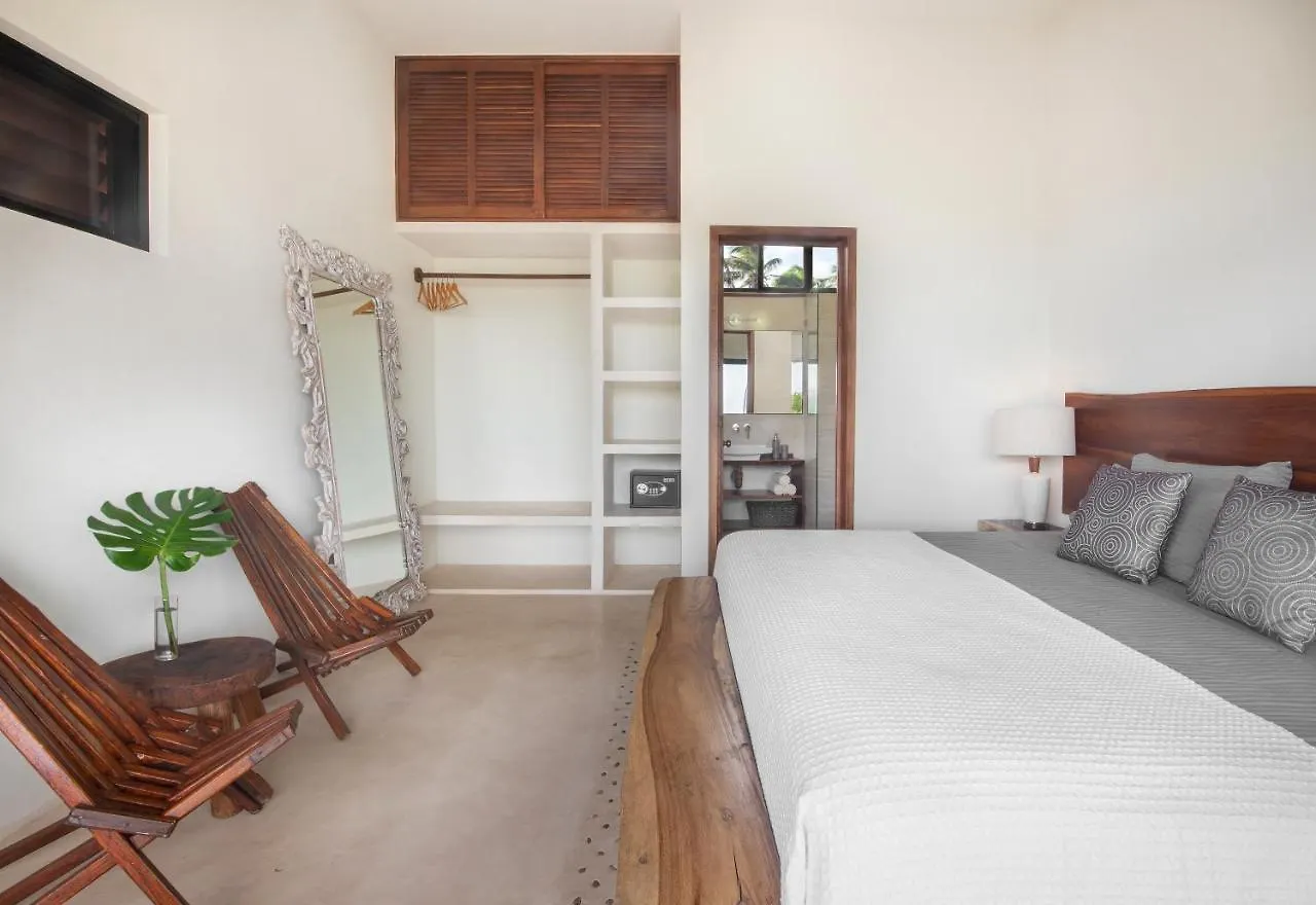 Beachfront Villa Playaaekun Tulum 0*,  Mexico
