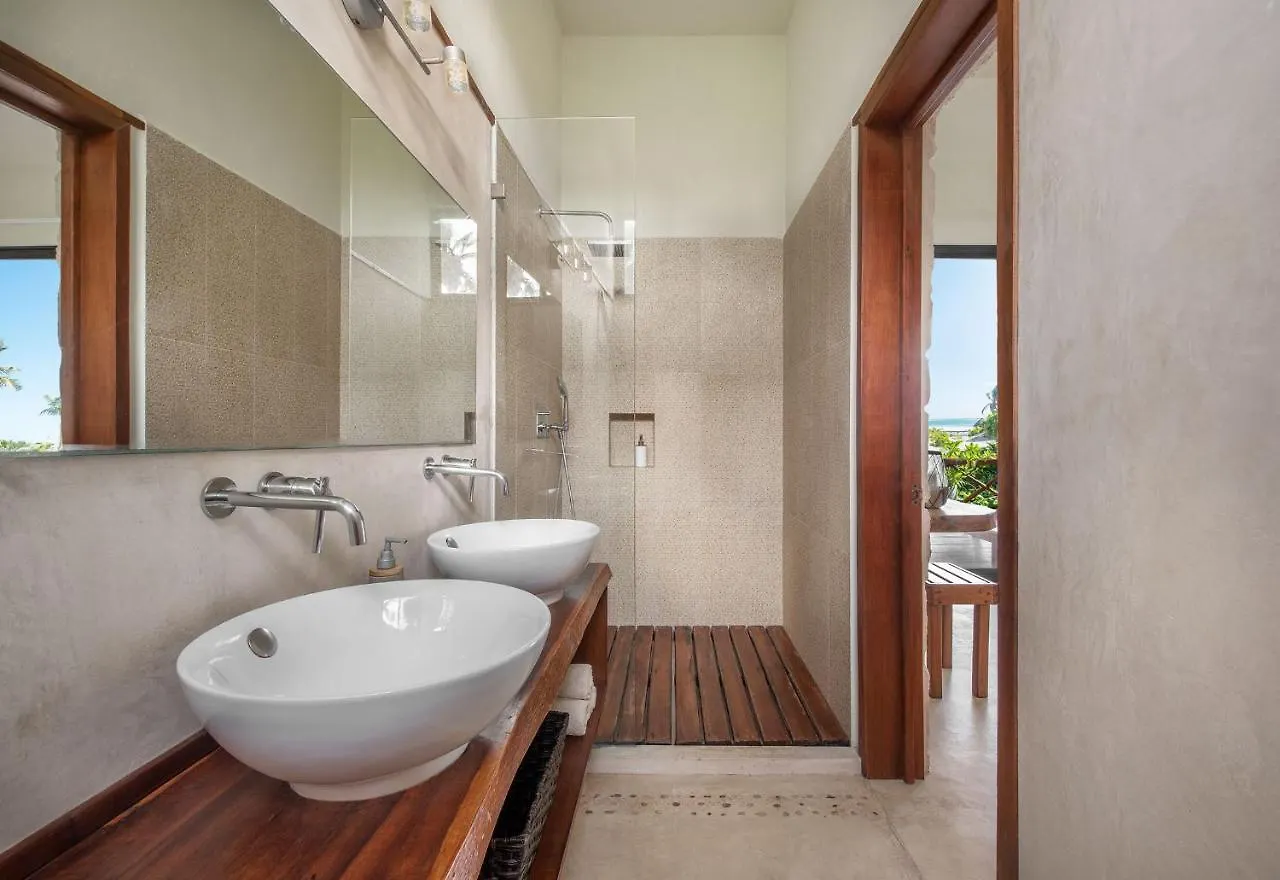 Beachfront Villa Playaaekun Tulum