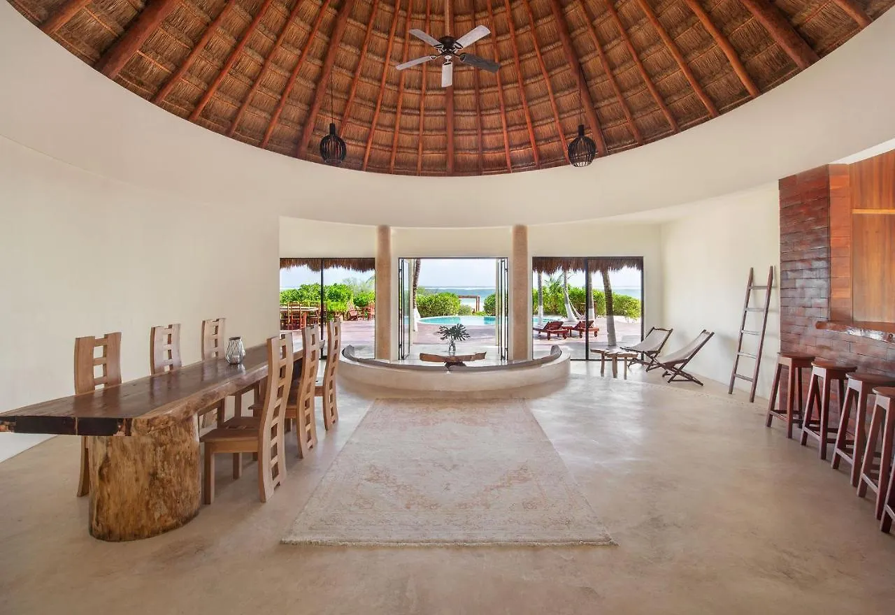 Beachfront Villa Playaaekun Tulum 0*,